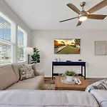 Centrally Located Myrtle Beach House Near Sports Center, Broadway At The Beach, Shopping, Beach, And Golf