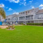 Golf Colony 8-O
