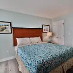 Gorgeous Condo 3 Bedroom 3 Balconies Sb 11Th Floor