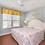 Spacious Penthouse Ocean Front 7 Bedroom Condo - Ambassador Villas Unit 401