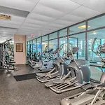 Oceanview 1 Bedroom Condo - Spacious With Awesome Views! Palace Resort 1009 - Sleeps 4 Guests