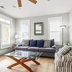 Cinzia Lane Bungalow
