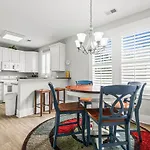 Cinzia Lane Bungalow