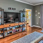 Golf Resort Condo With Pool In North Myrtle Beach!