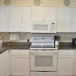 Ashworth 1006 Condo