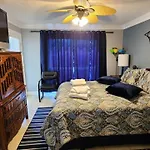 Unique 2 Bedroom / 2 Bath Condo In Myrtle Beach