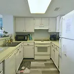 Shoreham Towers I 6C Condo