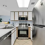 Ocean Front 2Br Spacious Condo With King Beds