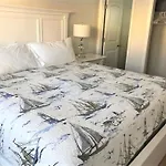 Sweet Cottage By The Amazing Beach 370