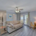 Beach Lovin/ 1 Bedroom Handicap Access, Pets Ok