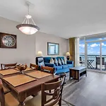 Breathtaking 2Br Condo W Floor-To-Ceiling Windows Overlooking Ocean