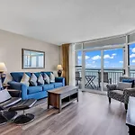 Breathtaking 2Br Condo W Floor-To-Ceiling Windows Overlooking Ocean