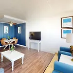 Willow Bay 301 Oceanfront Suite, Renovated Spring 2023 Desirable Golden Mile Location