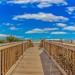 Oceanfront - Sea Mist Resort 20201 - King Suite - 2Nd Floor - Sleeps 4