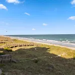 Cozy & Charming Oceanfront Condo #803 @ Buena Vista
