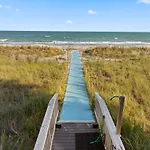 Cozy & Charming Oceanfront Condo #803 @ Buena Vista