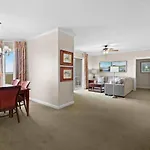 Royale Palms 1906-2