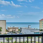 Myrtle Beach Resort Condo Walk To Family Kingdom!