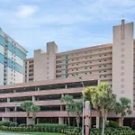 Sandcastle Resort: 3Rd Floor Beach Front Condo W/ Kitchenette