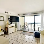 North Myrtle Beach Condo With Oceanfront Pool Access
