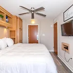 Sand Dunes 1601 North Tower