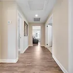 Beachy Keen, North Myrtle Beach Beach Single-Family House, 150 Feet To Ocean! Pets Welcome!
