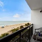 Winter Rates! Work With Breathtaking View, Direct Oceanfront Suite 413