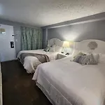 Heated Pools, Heated Lazy River, 3 Hot Tubs-Privately Owned Oceanfront Renovated Condo On 12Th Floor