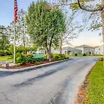 Fairway Village - B6