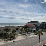 Gold Coast Cottage 407