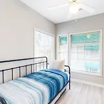 Savannah Shores 7