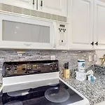 Magnolia North, Unit 202
