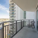 Bay View 1011, City View, 4Ppl