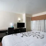 Sleep Inn Near Outlets