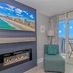 Newly Renovated, Oceanfront, 2 Bedroom Suite - Atlantica 452