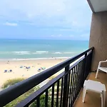 New!! Beach Cove Oceanfront 1Bed/1Ba Nmb Condo Free Wifi & Parking