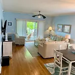 2Bd/2Ba. Best Of Both Worlds. Beach & Golf