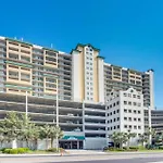 Ocean Bay Club 101 - Oceanfront - Ocean Drive Section