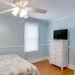 Brick House - 2Nd Row - Beach House - Crescent Beach