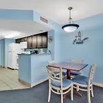 Hosteeva Atlantica Towers Condo W Balcony