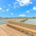 Salty Dogs - Gated, Private Dock, Beach Access