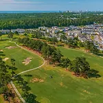 New! Centrally Located 3Br Golf And Beach Condo