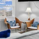 Charming 3 Bedroom ,Oceanview Condo Located In Surfside!