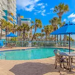 Immaculate! Beautifully Renovated Oceanfront 1 Bedroom Suite - Sleeps 6! - Roxanne Towers Unit 804