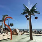 Huge Ocean Front Condo, Amazing Views