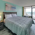 Myrtle Beach Oceanfront Studio With Pools And Views!