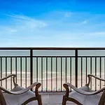 Oceanview Studio Escape With Beach Steps Away! 1828