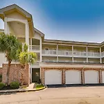 Myrtle Beach Condo Community Pool And Golf Course!