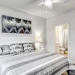 The Perfect Getaway At Wickham Dr