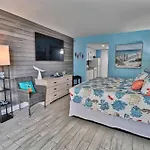 Updated Unit - Beach Getaway Unit 431